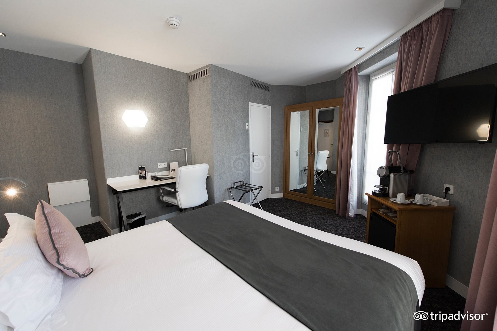 Paris, Franța 14 Mai – 18 Mai 2026 2